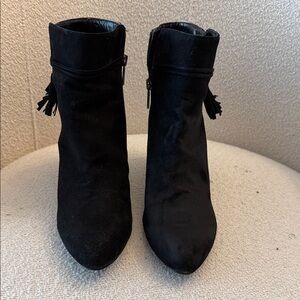 Bandolino Black Suede Ankle Boots with Tassel Zipper